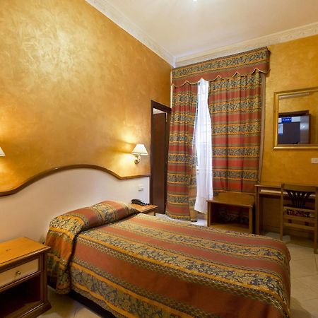 Hotel Lella Róma Kültér fotó