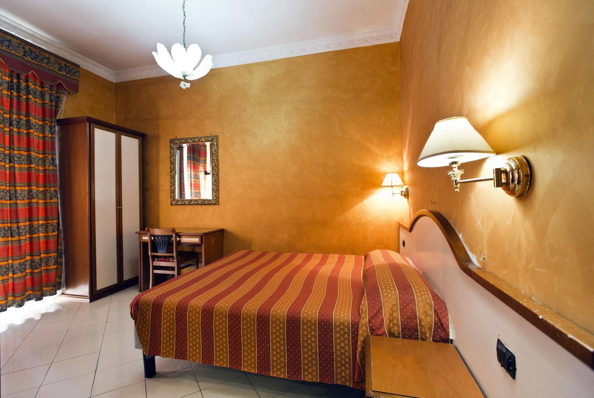Hotel Lella Róma Kültér fotó